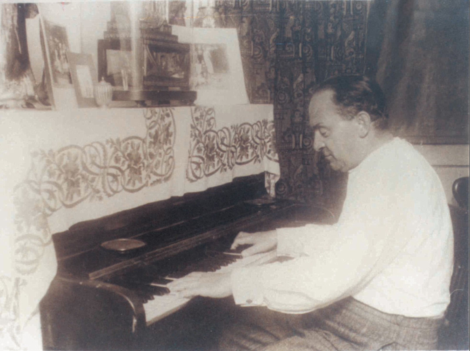 Muhlis Sabahattin Bey'in Operet Heyeti Diskografisi